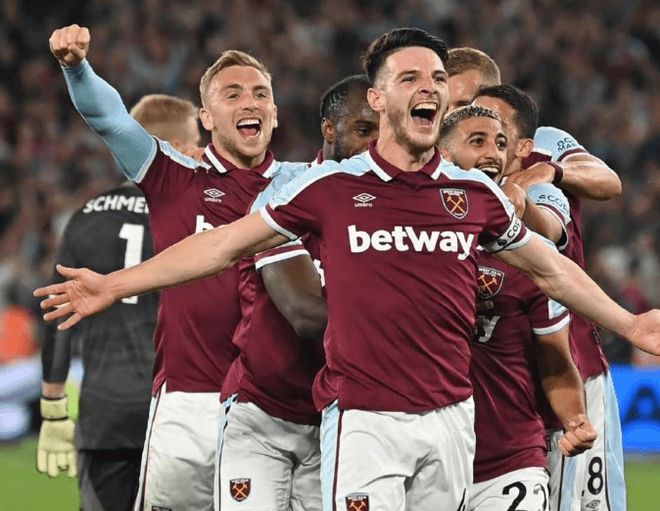 阿夫迪亚连续5场25+5+5，追平利拉德保持的队史纪录