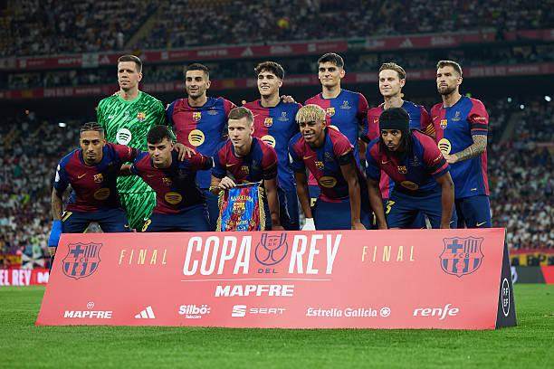 Xbox无线手柄全球缺货 ／ “杀鸡”恋爱模拟游戏Steam页面上线