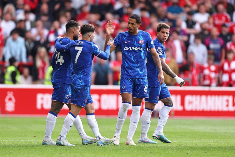 波尔津吉斯30，8杜兰特空砍30分，凯尔特人大胜太阳