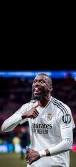 为什么棒球运动员在炎热的天气里依然选择穿着长袖长裤